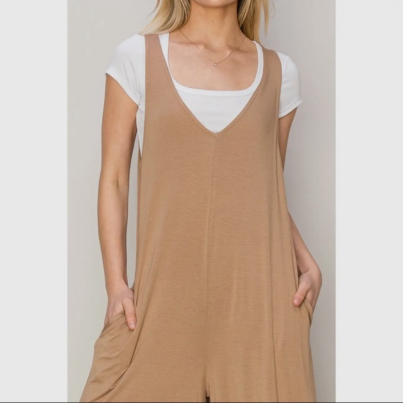 21 Fabulous V Neck Wide Leg Jumpsuit - Picture 5 of 5